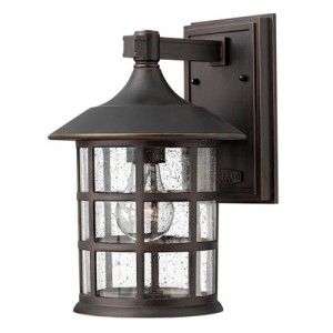 This One Light Wall Lantern is part of the Freeport Collection and has an Oil Rubbed Bronze Finish.
